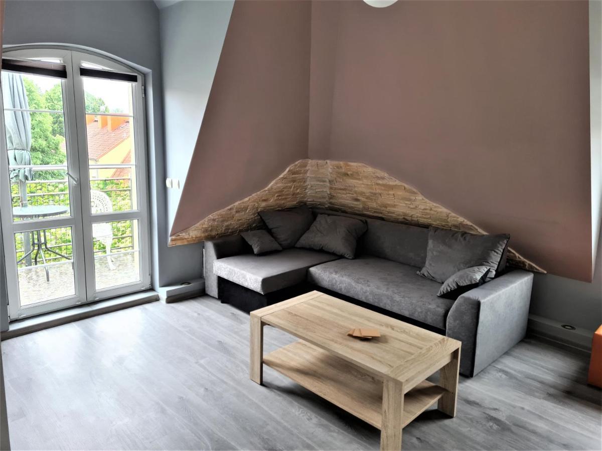 Yakuzza Apartments 吉日茨科 外观 照片